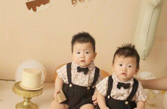 [🆕🇻🇳] Le Tulipe – Korean Style Baby Clothes 🧑‍🧒❤️️👶⭐️  Nhân đôi sự đáng yêu với set công tử caro siêu xinh. Chất liệu  cotton
Hàng đủ size cho bé từ 2,5kg
_______
Based in Hanoi
Only online delivery
, shares-0✔️ , likes-0❤️️ , date-2025-03-26 18:33:43🇻🇳🇻🇳🇻🇳📰🆕