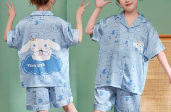 [🆕🇻🇳]  Bí Bo Shop- Order hàng Quảng Châu cao cấp 🧑‍🧒❤️️👶⭐️ Bộ mặc nhà, mặc ngủ cho bé.
Size 10kg – 40kg
Chất liệu: phi lụa, mịn mát
Giá: #250k/bộ, 2 bộ #freeship
Hàng sẵn ạ
——————
𝐁𝐢́ 𝐁𝐨 𝐒𝐡𝐨𝐩
𝟓𝟑 𝐓𝐡𝐨 , shares-0✔️ , likes-0❤️️ , date-2025-03-24 04:00:00🇻🇳🇻🇳🇻🇳📰🆕