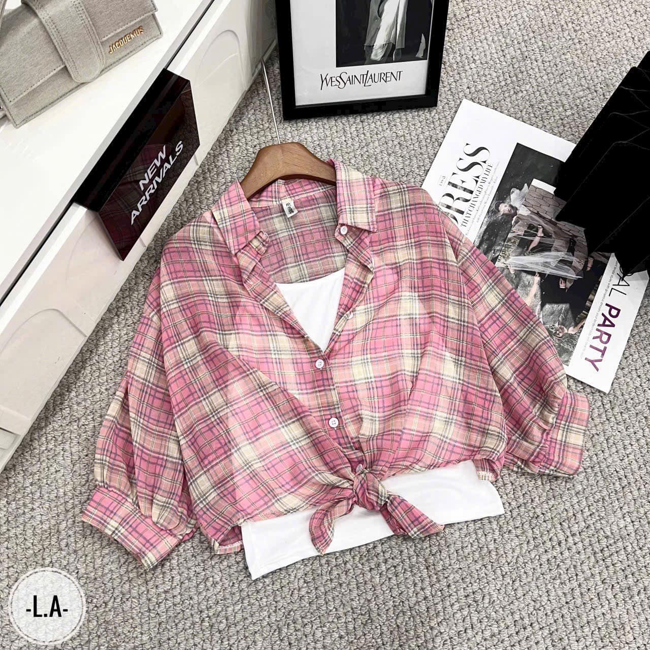 [🆕🇻🇳] Minh Tuyết Shop – Chuyên quần áo hót rẻ nhất thị trường 👕 Top1Fashion 👗  Đẹp lắm luôn ấy ce
2 chi tiết e này mixx mới quần bò hay vải đi chơi hay đi lịch đẹp lắm luôn ấy
Chất hàng QC mềm mát lắm luôn
E sale giảm giá thêm #50k á , shares-0✔️ , likes-156❤️️ , date-2025-03-28 18:35:55🇻🇳🇻🇳🇻🇳📰🆕