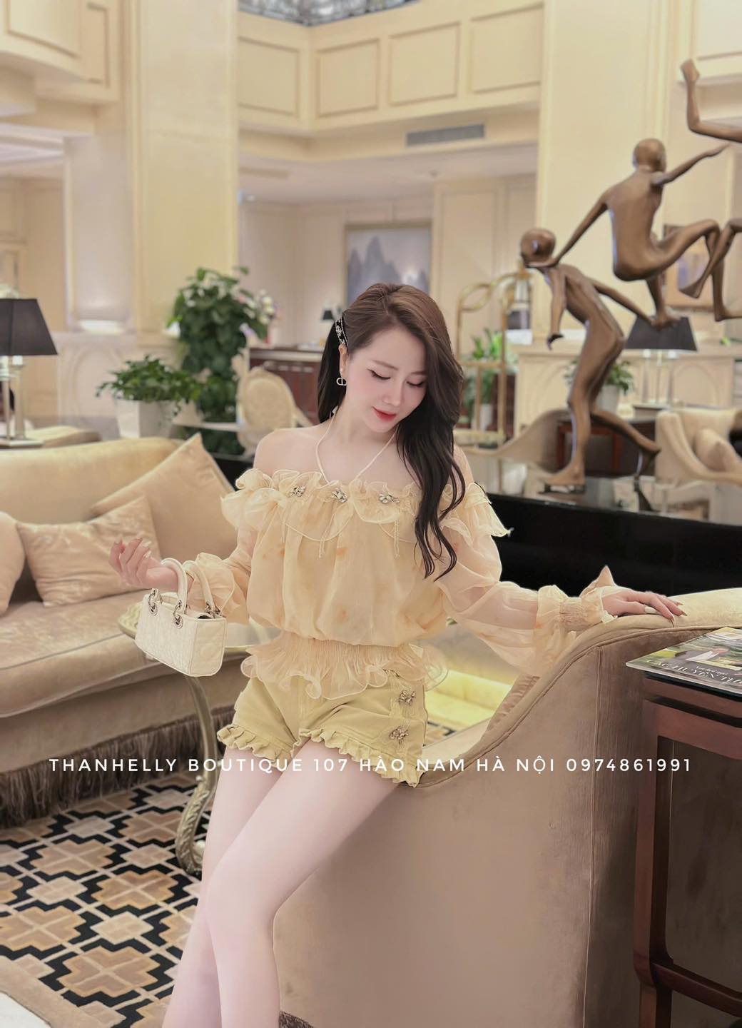 [🆕🇻🇳] Đặng Thanh Boutique 👕 Top1Fashion 👗  Hiện tại em không có gì trong tay nhưng nếu anh thích em, em có thể cho anh những lời hứa.—————————-Hàng có sẵn đủ size S,M, L
Chất , shares-2✔️ , likes-5❤️️ , date-2025-03-26 21:47:56🇻🇳🇻🇳🇻🇳📰🆕