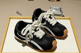 [🆕🇻🇳]  BÉ SỮA HOUSE  – Nhà của Sữa, nơi những người mẹ yêu thương con gái và dành cho con điều tốt đẹp nhất 🧑‍🧒❤️️👶⭐️ BÉ SỮA HOUSE đã thêm 11 ảnh mới vào album: Giày dép trẻ em tháng 4-2025.
, shares-0✔️ , likes-1❤️️ , date-2025-03-27 04:01:39🇻🇳🇻🇳🇻🇳📰🆕