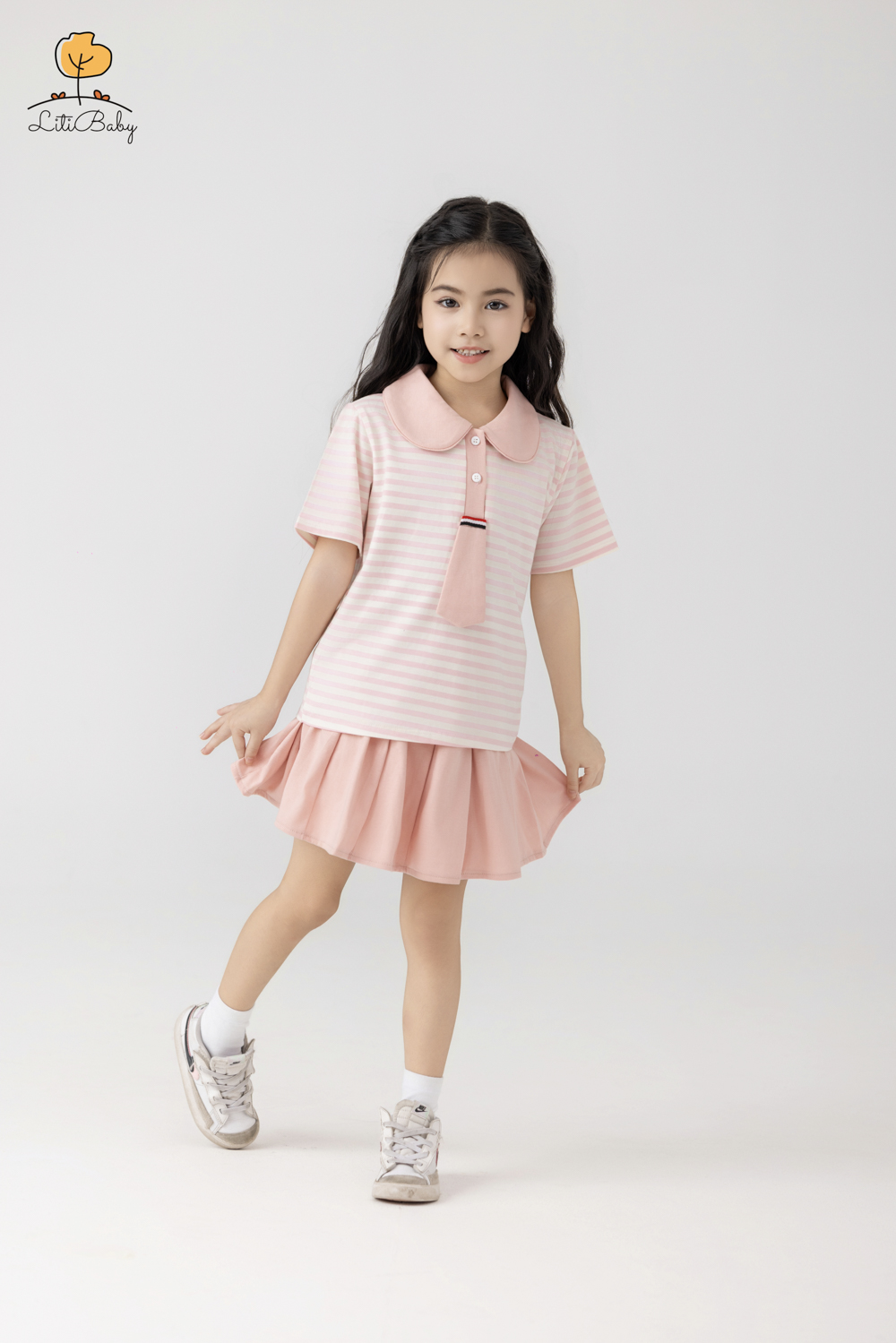 [🆕🇻🇳] LiTibaby – Thương hiệu thời trang trẻ em Việt 😎❤️️⭐️  Bộ cotton bé gái đi chơi, đi học LITIBABY áo kẻ cà vạt kèm chân váy size 2/12 tuổi
Link Shopee:
Mua trực tiếp trên fanpage m , shares-2✔️ , likes-61❤️️ , date-2025-03-24 23:19:59🇻🇳🇻🇳🇻🇳📰🆕