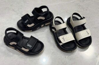 [🆕🇻🇳] Hello Kids – Hàng xuất xịn cho bé 😎❤️️⭐️ Xinh quá. Siêu nhẹ quai dính dễ sử dụng. Kiểu dáng đơn giản lên chân sang lắm ạ. Mix đồ gì cũng okela
Size : 26 27 28 29 30 31 32 33 34 35 36
, shares-0✔️ , likes-54❤️️ , date-2025-03-27 04:05:06🇻🇳🇻🇳🇻🇳📰🆕