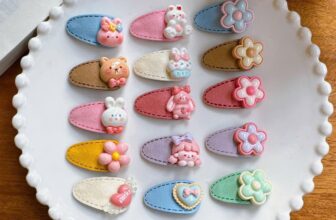 [🆕🇻🇳] Mộc Baby Store – Chuyên cung cấp đồ cao cấp cho Mẹ & bé 🧑‍🧒❤️️👶⭐️  PHỤ KIỆN TÓC XINH CHO BÉ  𝐂𝐮̀𝐧g Mộc  𝐬𝐚̆́𝐦 “𝐏𝐇𝐔̣ 𝐊𝐈𝐄̣̂𝐍” xinh cho bé nhaMộc baby có :
𝐁𝐨̛̀𝐦 – 𝐊𝐞̣𝐩
𝐓𝐮𝐫𝐛𝐚𝐧 – Kẹp nơ cho bé tóc ít
𝐍𝐨̛ – 𝐂𝐡𝐮𝐧
Cài  , shares-0✔️ , likes-0❤️️ , date-2025-03-28 17:26:13🇻🇳🇻🇳🇻🇳📰🆕