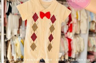 [🆕🇻🇳] Quỳnh Anh – Trọn Gói Đi Sinh – Shop chuyên cung cấp trọn gói đồ sơ sinh 🧑‍🧒❤️️👶⭐️ 𝐁𝐎𝐃𝐘 𝐁É 𝐓𝐑𝐀𝐈
DÀNH CHO CÔNG TỬ  CỦA MẸ
Mặc đầy tháng siêu kute phô mai que nha ba mẹ
Chất vải cotton  loại 1, mềm mại cho bé yêu
Sắm ngay  cho công tử diện  , shares-0✔️ , likes-0❤️️ , date-2025-03-29 15:00:13🇻🇳🇻🇳🇻🇳📰🆕