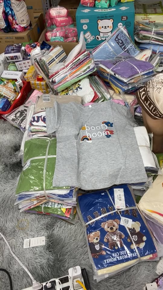 [🆕🇻🇳]  Tuyên Thuỳ Hải Phòng Shop Quần Áo Trẻ Em-Đồ Sơ Sinh-Giày Dép-Bỉm 🧑‍🧒❤️️👶⭐️ E sale thập cẩm , shares-0✔️ , likes-61❤️️ , date-2025-03-28 02:33:51🇻🇳🇻🇳🇻🇳📰🆕