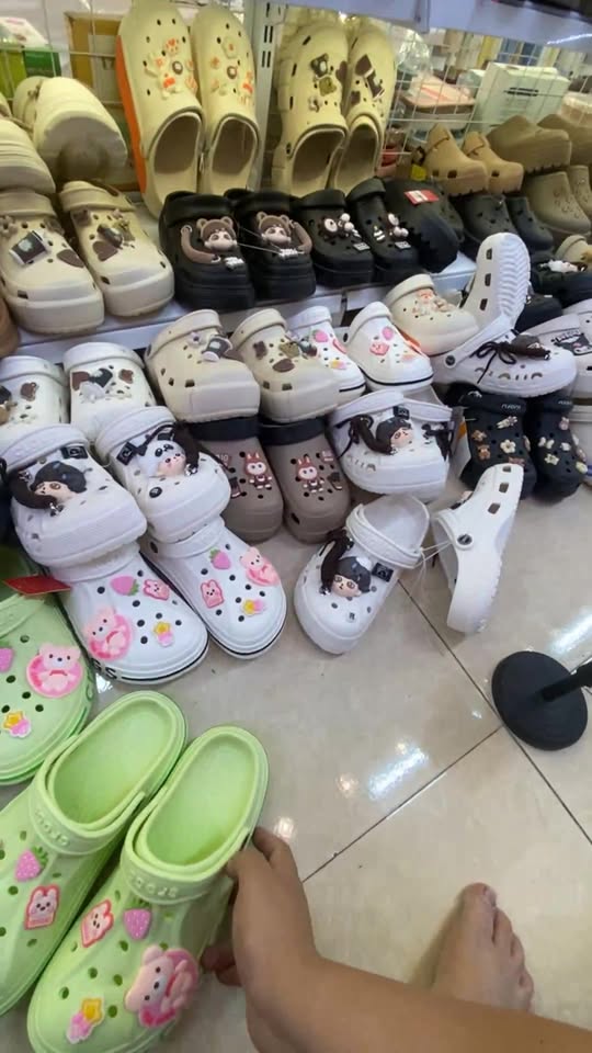 [🆕🇻🇳]  Tuyên Thuỳ Hải Phòng Shop Quần Áo Trẻ Em-Đồ Sơ Sinh-Giày Dép-Bỉm 🧑‍🧒❤️️👶⭐️ E lên sanđan ạ , shares-0✔️ , likes-34❤️️ , date-2025-03-30 05:13:35🇻🇳🇻🇳🇻🇳📰🆕