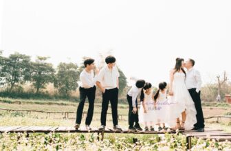 [🆕🇻🇳] 10++ cách tạo dáng chụp ảnh kỷ niệm ngày cưới siêu đẹp