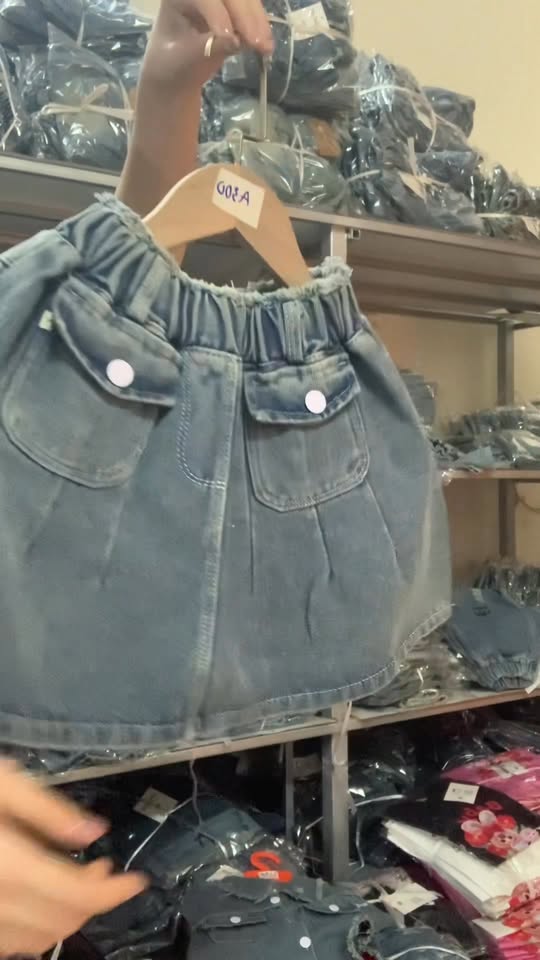 [🆕🇻🇳] ABC KID – Chuyên sỉ lẻ hàng thiết kế quần áo trẻ em 👕 Top1Fashion 👗  Set áo  + chân váy cạp chun cho mẹ và bé từ 18kg-60kg mặc vừa , shares-0✔️ , likes-1❤️️ , date-2025-04-16 00:49:49🇻🇳🇻🇳🇻🇳📰🆕