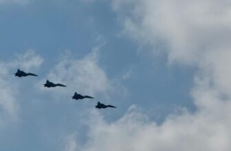 [🆕🇻🇳]  Tuyên Thuỳ Hải Phòng Shop Quần Áo Trẻ Em-Đồ Sơ Sinh-Giày Dép-Bỉm 🧑‍🧒❤️️👶⭐️ Ê mấy nay lướt thấy khối nào cũng bị yêu tinh nhền nhện ghẹo. Riêng có khối này miễn nhiễm nè….. Chị em lên thêm vào giỏ hàng :)
, shares-0✔️ , likes-5❤️️ , date-2025-04-24 19:28:16🇻🇳🇻🇳🇻🇳📰🆕