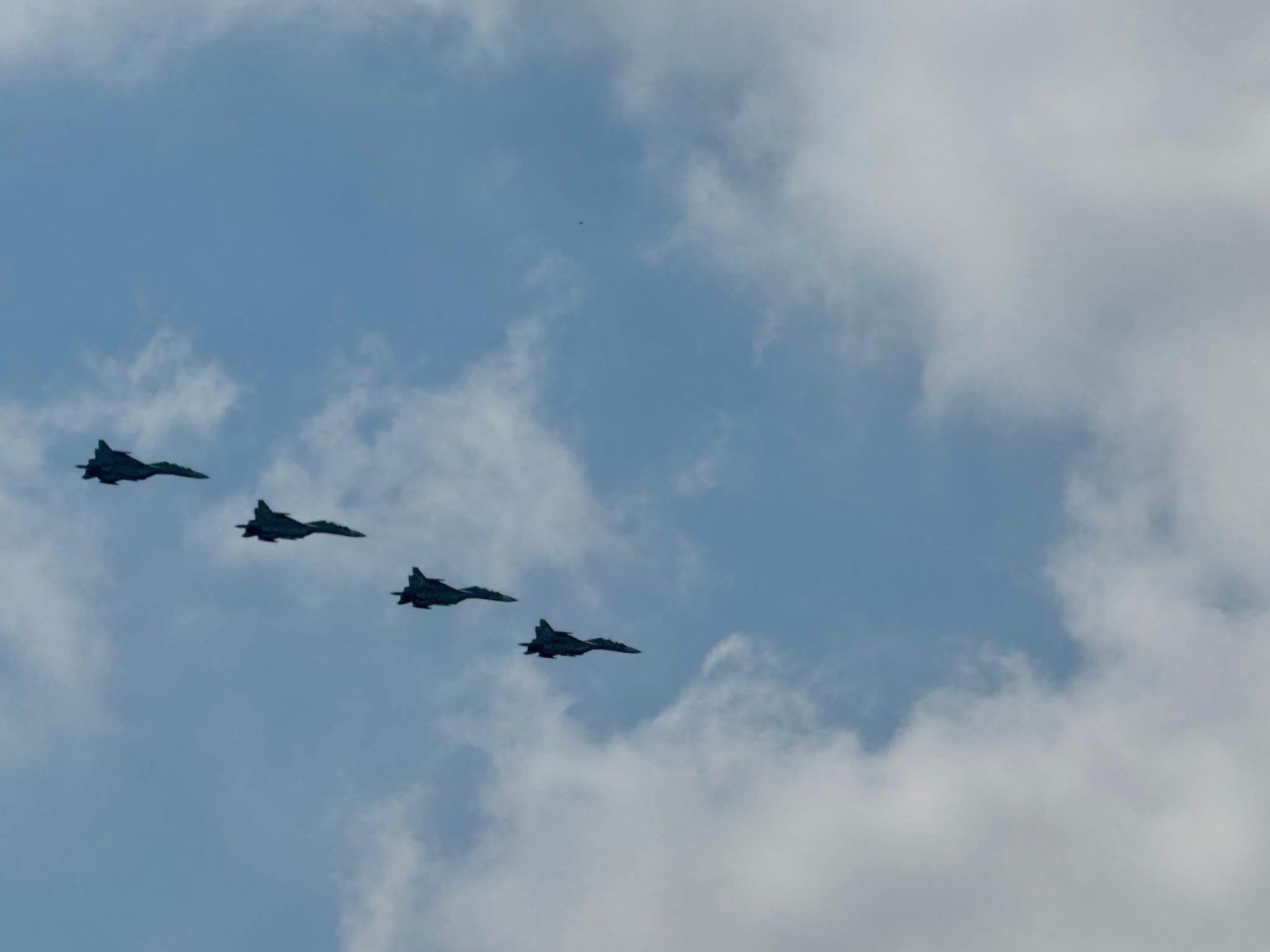 [🆕🇻🇳]  Tuyên Thuỳ Hải Phòng Shop Quần Áo Trẻ Em-Đồ Sơ Sinh-Giày Dép-Bỉm 🧑‍🧒❤️️👶⭐️ Ê mấy nay lướt thấy khối nào cũng bị yêu tinh nhền nhện ghẹo. Riêng có khối này miễn nhiễm nè….. Chị em lên thêm vào giỏ hàng :)
, shares-0✔️ , likes-5❤️️ , date-2025-04-24 19:28:16🇻🇳🇻🇳🇻🇳📰🆕