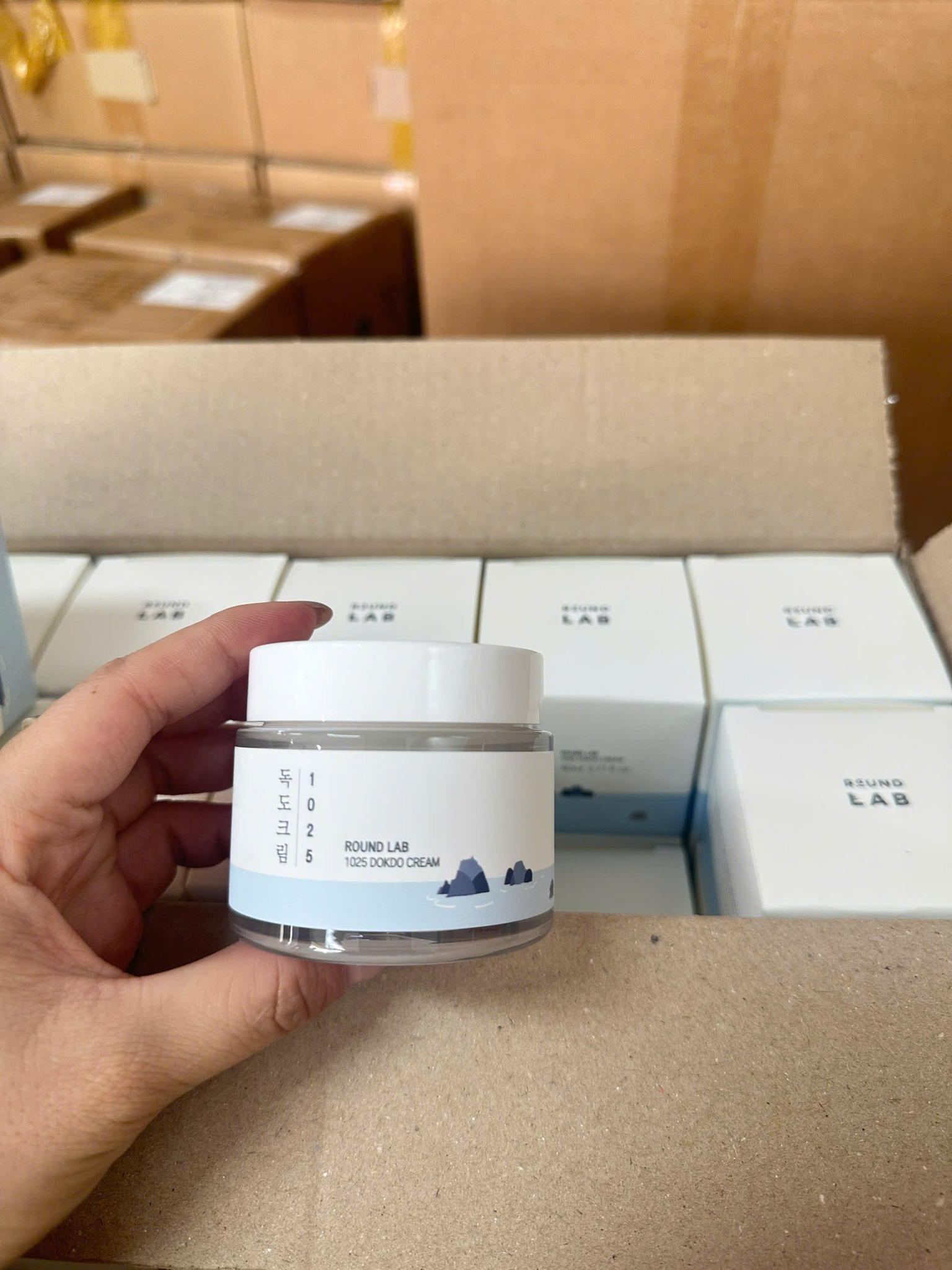 [🆕🇻🇳] Shop TOM BABY  Chuyên Bỉm,Thời trang cho bé,các loại Bánh kẹo, Kem, Thực phâm dinh dưỡng 🧑‍🧒❤️️👶⭐️ 𝑺𝒘𝒊𝒎𝒔𝒖𝒊𝒕 | 𝐁𝐈𝐄̂́𝐂 𝐗𝐀𝐍𝐇
Nói đến hè, đâu thể thiếu biển xanh. Còn nói đến BU, thì không thể không nhắc đến đồ bơi trứ danh.Vì BU muốn cùng bé tạo nên nhữn , shares-0✔️ , likes-0❤️️ , date-2025-04-29 15:11:15🇻🇳🇻🇳🇻🇳📰🆕