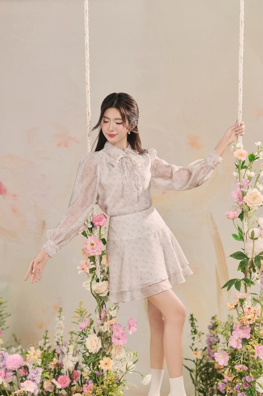 LẠC GIỮA RỪNG MER COLLECTION