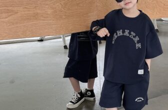 [🆕🇻🇳] Thảo Lâm Baby Shop – Cửa hàng quần áo sơ sinh – trẻ em 🧑‍🧒❤️️👶⭐️  Bộ cộc tay ở nhà cho bé trai nhà em năm nào cũng hotHè đến các mẹ cứ quất vài bộ cho bé thay đổi, vừa rẻ, vừa đẹp, chất lượng thì khỏi chê.
Em còn 1b d , shares-0✔️ , likes-1❤️️ , date-2025-04-04 00:46:58🇻🇳🇻🇳🇻🇳📰🆕