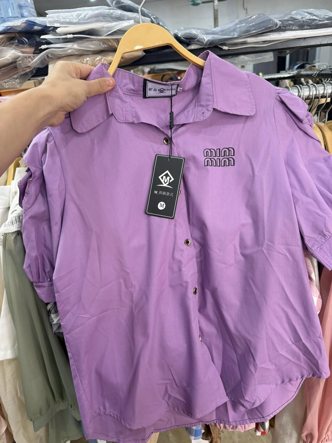 [🆕🇻🇳] NANA Kids – Thời Trang Trẻ Em 🧑‍🧒❤️️👶⭐️ BỘ UMI HÀN CỘC THÊU CÚN THOME 2M HỒNG – ĐEN 1⃣4⃣5⃣2 màu : đen – hồng
Chuẩn mẫu mặc nha các chị emmm
Hàng đẹp kĩ cầm hàng mới thấy ưn , shares-0✔️ , likes-0❤️️ , date-2025-04-10 22:14:55🇻🇳🇻🇳🇻🇳📰🆕