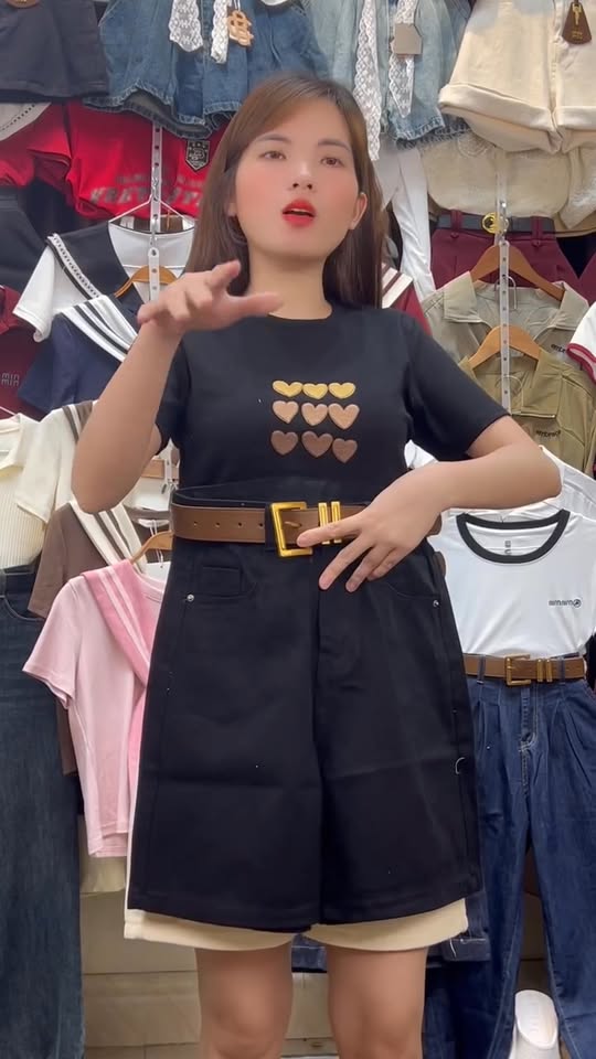 [🆕🇻🇳] Mộc Baby Store – Chuyên cung cấp đồ cao cấp cho Mẹ & bé 🧑‍🧒❤️️👶⭐️ NÊN CHỌN MÁY GIẶT MINI NÀO CỦA DOUX?Trợ thủ đắc lực của mom chính là các mẫu máy giặt mini Doux này chứ đâu!Mời mom cùng Mộc baby so sánh các tính nă , shares-0✔️ , likes-0❤️️ , date-2025-04-09 17:05:14🇻🇳🇻🇳🇻🇳📰🆕