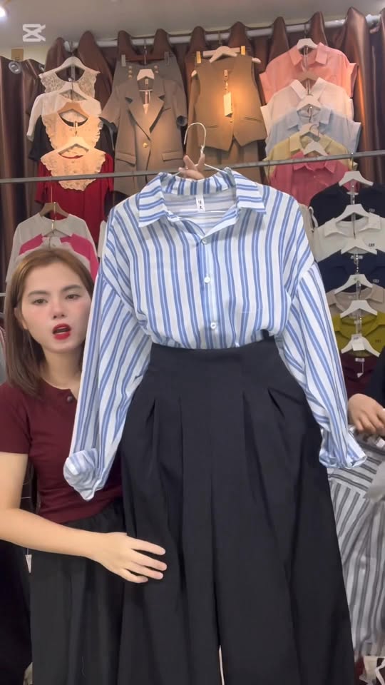 [🆕🇻🇳]  Tuyên Thuỳ Hải Phòng Shop Quần Áo Trẻ Em-Đồ Sơ Sinh-Giày Dép-Bỉm 🧑‍🧒❤️️👶⭐️ C gái e sắp về VN có 4 kg sâm tươi, 1kg 12 củ ai đặt thứ 6 có hàng ạ
#1390k/kg
, shares-1✔️ , likes-9❤️️ , date-2025-04-10 15:47:43🇻🇳🇻🇳🇻🇳📰🆕