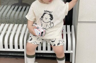 [🆕🇻🇳] Thảo Lâm Baby Shop – Cửa hàng quần áo sơ sinh – trẻ em 🧑‍🧒❤️️👶⭐️ Em lên 1 mã cover ubmom tone kem xinh quá ạ. Mặc đơn giản vậy đi cafe là có ảnh xinh mang về rồiHàng nhà em cắt theo form Hàn tốn vải nên đôi khi cao hơ , shares-0✔️ , likes-1❤️️ , date-2025-04-08 17:47:16🇻🇳🇻🇳🇻🇳📰🆕