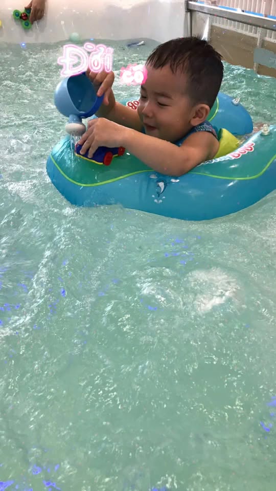 [🆕🇻🇳] Baby Care – Bé Vui Khoẻ, Mẹ An Tâm 🧑‍🧒❤️️👶⭐️ 8 LỢI ÍCH KHI CHO BÉ BƠI SỚM 
 
 Bơi lội không chỉ giúp cho các bé khỏe mạnh mà còn rất nhiều lợi ích tuyệt vời khác, liệu ba mẹ đã biết chưa? 

 Hôm nay h , shares-0✔️ , likes-0❤️️ , date-2025-04-12 17:49:46🇻🇳🇻🇳🇻🇳📰🆕
