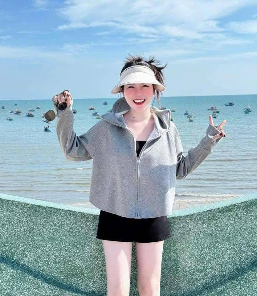 [🆕🇻🇳] Minh Tuyết Shop – Chuyên quần áo hót rẻ nhất thị trường 👕 Top1Fashion 👗  Emmm nói thật chưa vào vụ mà đã nắnggg chói changg r k sắm em này mặc đi du lịch đi làmm là ghiền nó nhẹ máttt mềmmm lắn á ce ơiiiii.. đã mua thì chuẩn l1  , shares-0✔️ , likes-19❤️️ , date-2025-04-24 17:03:45🇻🇳🇻🇳🇻🇳📰🆕