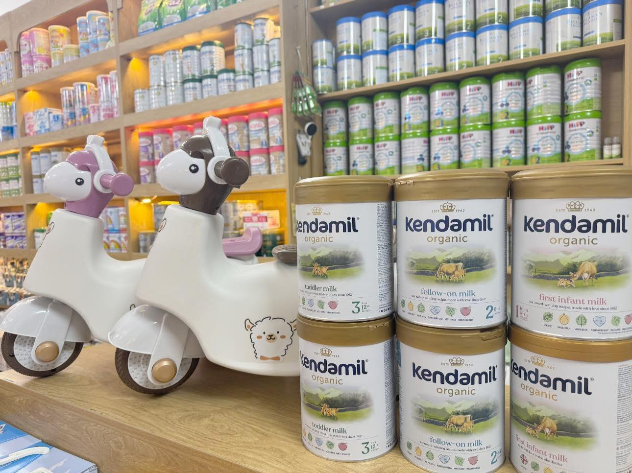 [🆕🇻🇳] Shop Như Ý – Mẹ và Bé Thế giới ăn dặm, thời trang cho Bé yêu 🧑‍🧒❤️️👶⭐️  𝐌𝐮𝐚 𝐬𝐮̛̃𝐚 𝐬𝐢̣𝐧 – 𝐫𝐢𝐧𝐡 𝐪𝐮𝐚̀ 𝐥𝐢𝐞̂̀𝐧 𝐭𝐚𝐲
Ưu đãi chỉ có duy nhất tại Shop Như Ý
Khi ba mẹ mua từ 6 lon sữa Kendamil tặng ngay 1 xe chòi chân siêu kute
Mời  , shares-0✔️ , likes-1❤️️ , date-2025-04-27 03:28:12🇻🇳🇻🇳🇻🇳📰🆕