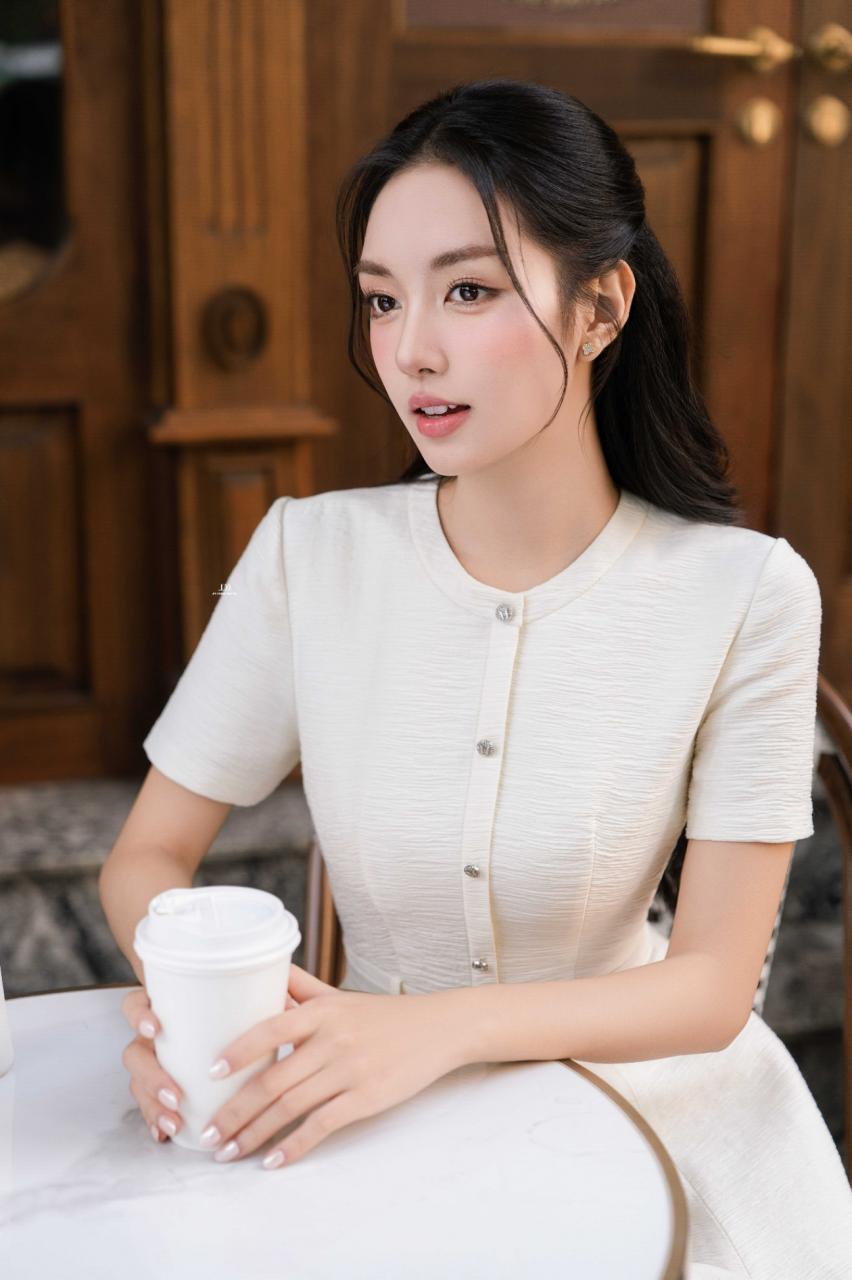 DÒNG CHẢY THANH LỊCH COLLECTION