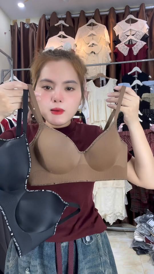 [🆕🇻🇳] Minh Tuyết Shop – Chuyên quần áo hót rẻ nhất thị trường 👕 Top1Fashion 👗  Xả #50k chiếc lỗ chứ còn gì nữa , shares-0✔️ , likes-10❤️️ , date-2025-05-08 12:30:20🇻🇳🇻🇳🇻🇳📰🆕