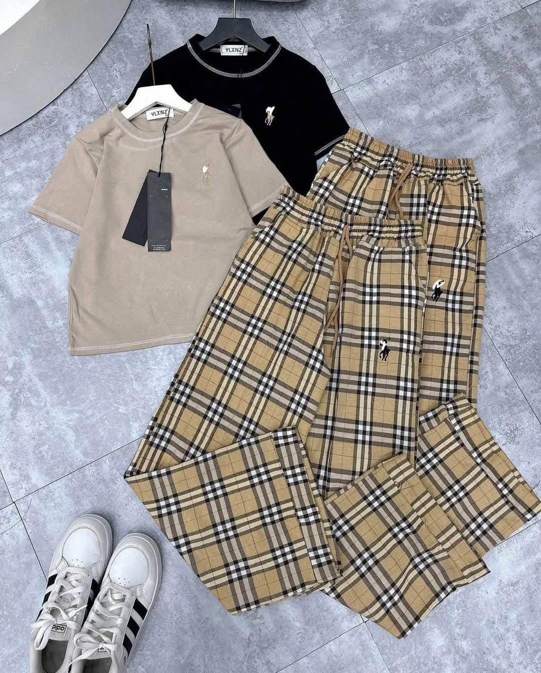 [🆕🇻🇳] Minh Tuyết Shop – Chuyên quần áo hót rẻ nhất thị trường 👕 Top1Fashion 👗  Còn 10 bộ siêu rẻ luôn
Lỗ vài chục nghìn bộ
Cú pháp
M64 đen
M64 trắng
Có tin nhắn về báo giá tạo đơn nha
, shares-0✔️ , likes-49❤️️ , date-2025-05-02 01:27:51🇻🇳🇻🇳🇻🇳📰🆕