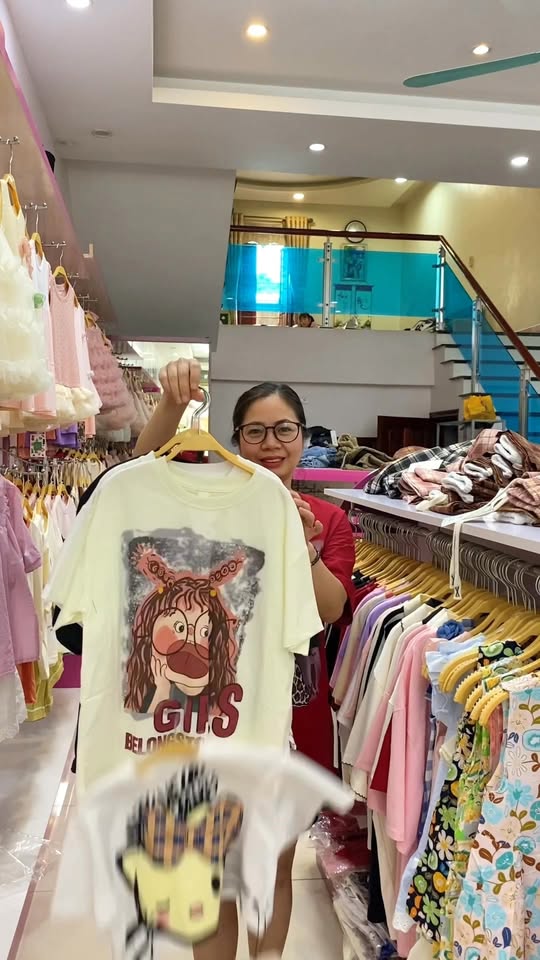 [🆕🇻🇳] Baby Shop – Chuyên quần áo, giày dép, phụ kiện cho bé, đồ sơ sinh, đầm bầu cho Mom 🧑‍🧒❤️️👶⭐️ Áo phông bé gái mới về đẹp xuất sắc. Size từ 18-50kg. , shares-0✔️ , likes-52❤️️ , date-2025-05-03 18:40:27🇻🇳🇻🇳🇻🇳📰🆕