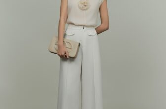 [🆕🇻🇳] Elise – Định hướng phong cách thời trang [🆕Top1Vietnam🇻🇳] 👕 Top1Fashion 👗  𝗙𝗹𝗲𝘂𝗿 𝗱𝘂 𝗣𝗮𝘀𝘀𝗲́ | 𝗧𝗜𝗠𝗘𝗟𝗘𝗦𝗦 𝗣𝗘𝗧𝗔𝗟𝗦Một bản phối mang vẻ đẹp tinh khôi và thanh thoát khi áo lụa mỏng nhẹ được điểm xuyết bởi chi tiết hoa mềm mại nơi ngực , shares-3✔️ , likes-84❤️️ , date-2025-05-13 00:00:10🇻🇳🇻🇳🇻🇳📰🆕