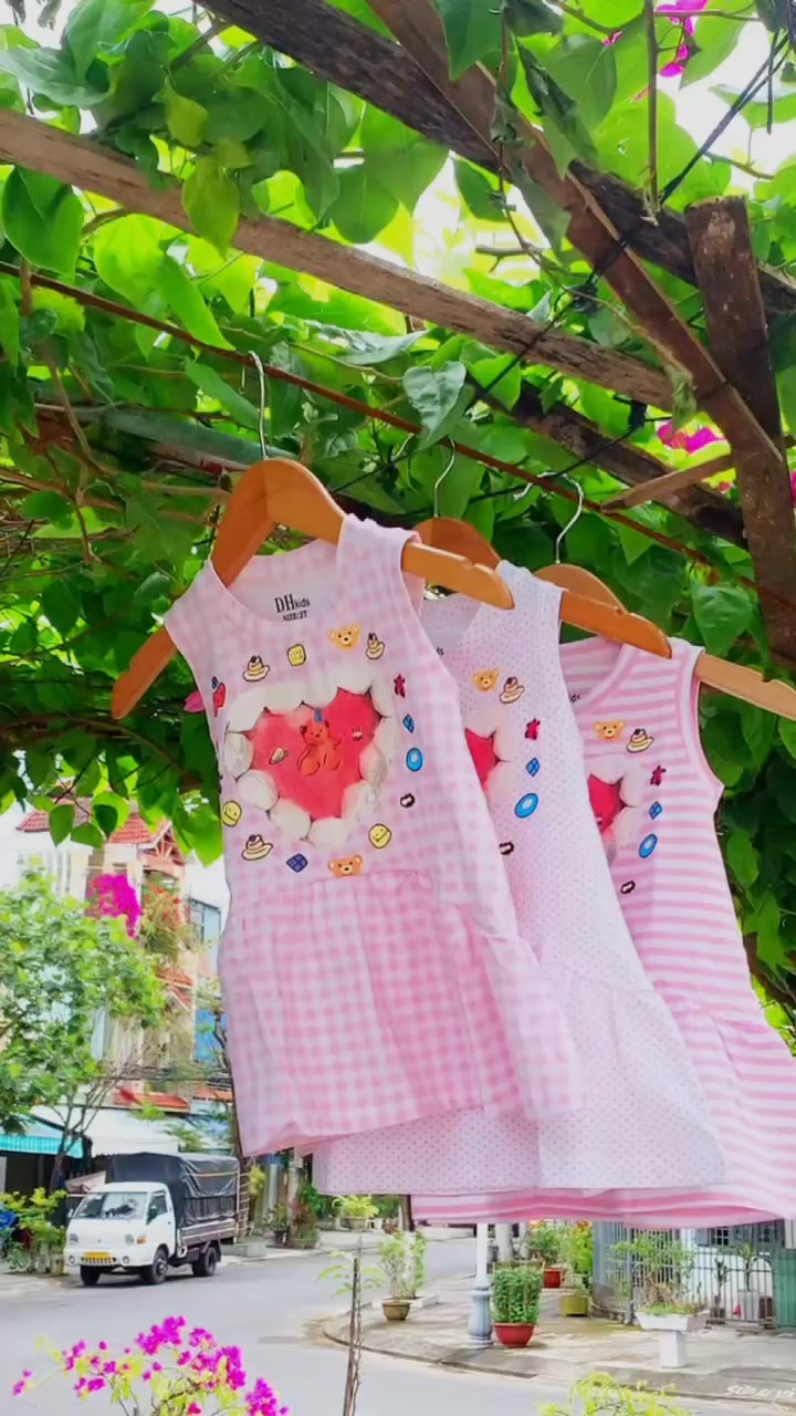 [🆕🇻🇳] Mộc Baby Store – Chuyên cung cấp đồ cao cấp cho Mẹ & bé 🧑‍🧒❤️️👶⭐️  Bình sữa kèm núm  𝙂𝙧𝙚𝙚𝙣 𝙁𝙞𝙣𝙜𝙚𝙧 nội địa Hàn ( 𝐡𝐚̀𝐧𝐠 𝐜𝐨̂𝐧𝐠 𝐭𝐲)
Dù ở Hàn hay Việt thì em này đang siêu hottt, vượt mặt Moyuum cả về độ mềm của núm và van th , shares-0✔️ , likes-3❤️️ , date-2025-05-13 15:52:25🇻🇳🇻🇳🇻🇳📰🆕