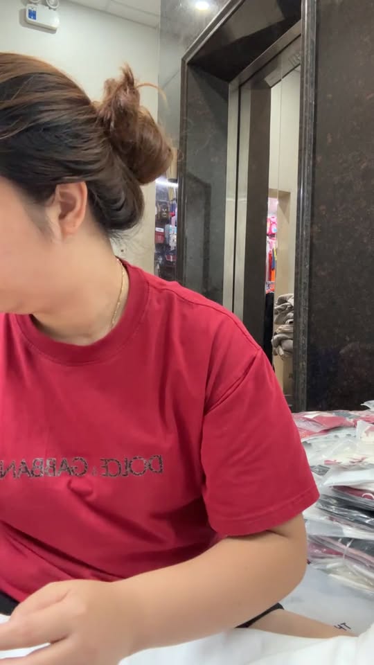 [🆕🇻🇳]  Tuyên Thuỳ Hải Phòng Shop Quần Áo Trẻ Em-Đồ Sơ Sinh-Giày Dép-Bỉm 🧑‍🧒❤️️👶⭐️ E về lô áo nglon đẹp qua , shares-0✔️ , likes-11❤️️ , date-2025-05-12 16:59:50🇻🇳🇻🇳🇻🇳📰🆕