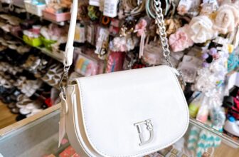 [🆕🇻🇳] TRẦN VÂN STORE Chuyên bán sỉ và lẻ giày dép,túi xách,quần áo,mỹ phẩm 👕 Top1Fashion 👗  195k,,,,kẹp nách, đeo chéo đều đẹp
, shares-0✔️ , likes-0❤️️ , date-2025-05-14 03:29:26🇻🇳🇻🇳🇻🇳📰🆕