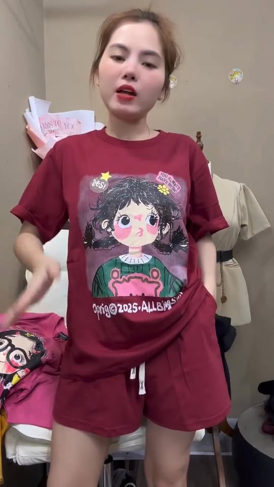 [🆕🇻🇳] TRẦN VÂN STORE Chuyên bán sỉ và lẻ giày dép,túi xách,quần áo,mỹ phẩm 👕 Top1Fashion 👗  Túi xinh sẵn rất nhiều mẫu, mời mn ghé shop lựa nhé
, shares-0✔️ , likes-0❤️️ , date-2025-05-16 02:58:08🇻🇳🇻🇳🇻🇳📰🆕