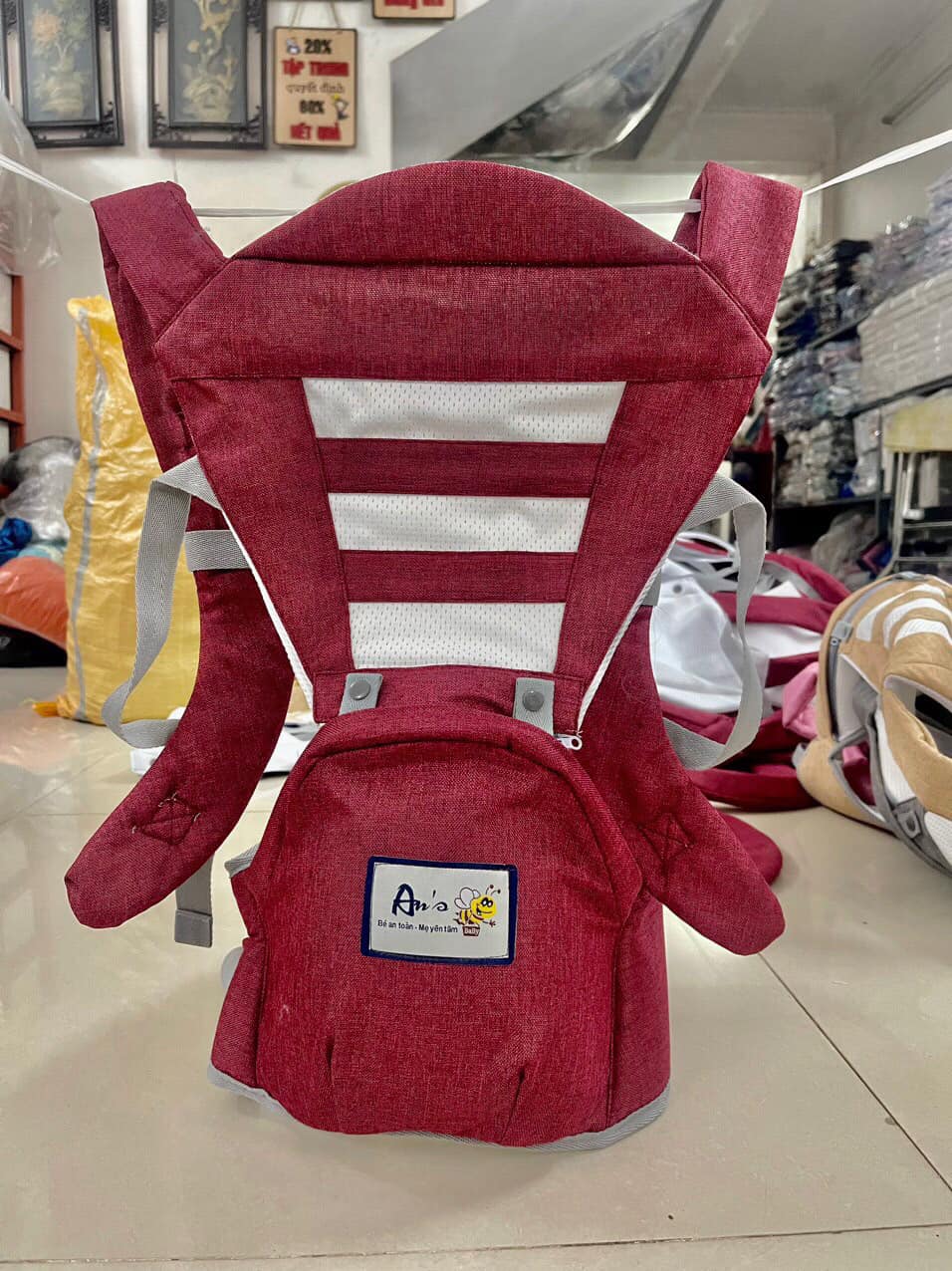 [🆕🇻🇳] Quỳnh Anh – Trọn Gói Đi Sinh – Shop chuyên cung cấp trọn gói đồ sơ sinh 🧑‍🧒❤️️👶⭐️ Đ𝐈̣𝐔 𝐍𝐆𝐎̂̀𝐈  TÂM AN  BABY
Địu Ngồi cho bé được làm bằng chất liệu cao cấp: 100% cotton, viền Polyester mềm mại, vừa mang lại sự êm ái nhưng vẫn đảm  , shares-0✔️ , likes-0❤️️ , date-2025-05-20 19:00:00🇻🇳🇻🇳🇻🇳📰🆕