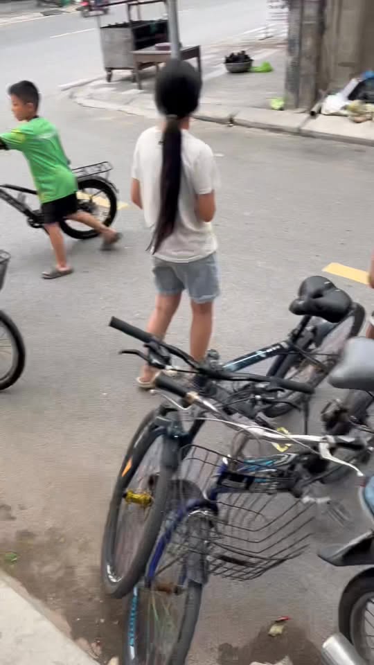 [🆕🇻🇳]  Tuyên Thuỳ Hải Phòng Shop Quần Áo Trẻ Em-Đồ Sơ Sinh-Giày Dép-Bỉm 🧑‍🧒❤️️👶⭐️ E phát kem đến 5h nhé mn cho cháu qua e nha , shares-0✔️ , likes-113❤️️ , date-2025-05-24 22:41:40🇻🇳🇻🇳🇻🇳📰🆕