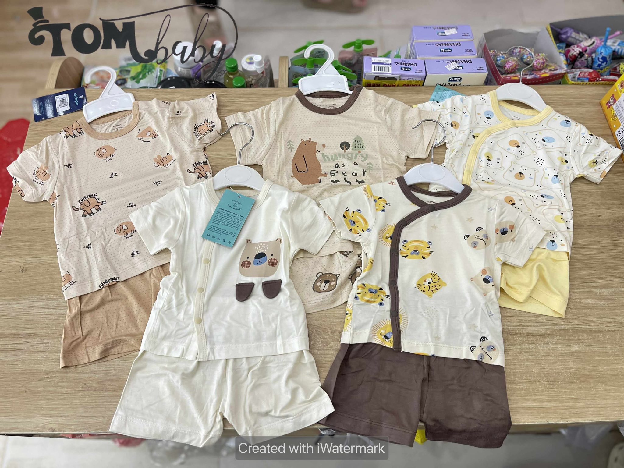 [🆕🇻🇳] Shop TOM BABY  Chuyên Bỉm,Thời trang cho bé,các loại Bánh kẹo, Kem, Thực phâm dinh dưỡng 🧑‍🧒❤️️👶⭐️ 𝐂𝐚̉𝐦 𝐥𝐚̣𝐧𝐡 𝐜𝐨́ 𝐭𝐡𝐞̂̉ 𝐝𝐨 𝐠𝐢𝐨́
𝐍𝐡𝐮̛𝐧𝐠 𝐜𝐚̉𝐦 𝐧𝐚̆́𝐧𝐠 𝐭𝐡𝐢̀ 𝐜𝐡𝐚̆́𝐜 𝐜𝐡𝐚̆́𝐧 𝐥𝐚̀ đ𝐨̂̀ 𝐧𝐡𝐚̀ 𝐓𝐎𝐌 𝐁𝐀𝐁𝐘
Chất co giãn petit mát lạnh bất chấp mùa hè nóng nực oi bức nhá  , shares-0✔️ , likes-0❤️️ , date-2025-05-19 23:29:15🇻🇳🇻🇳🇻🇳📰🆕
