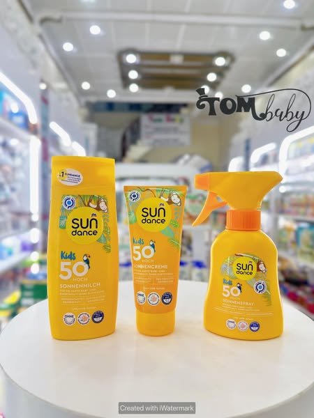[🆕🇻🇳] Shop TOM BABY  Chuyên Bỉm,Thời trang cho bé,các loại Bánh kẹo, Kem, Thực phâm dinh dưỡng 🧑‍🧒❤️️👶⭐️ Mùa hè ở nhà em kiểu: mẹ che chắn kỹ càng không dám hé ra tẹo nào nhưng con thì tha hồ chơi đùa ngoài nắng. Em vẫn quan điểm cho con lăn lộn thoải mái: về  , shares-1✔️ , likes-0❤️️ , date-2025-05-25 20:00:22🇻🇳🇻🇳🇻🇳📰🆕