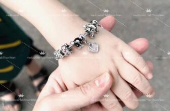 [🆕🇻🇳] NANA Kids – Thời Trang Trẻ Em 🧑‍🧒❤️️👶⭐️ Vòng Pan cho bé  SEO SEOOOO 8⃣9⃣
Gom gấp em vòng form #PAND0R/A  cho bé mn nè full charm như ảnh luôn ạSize mini yêu cựcccc cho pé, bé trên , shares-0✔️ , likes-2❤️️ , date-2025-05-28 20:26:59🇻🇳🇻🇳🇻🇳📰🆕