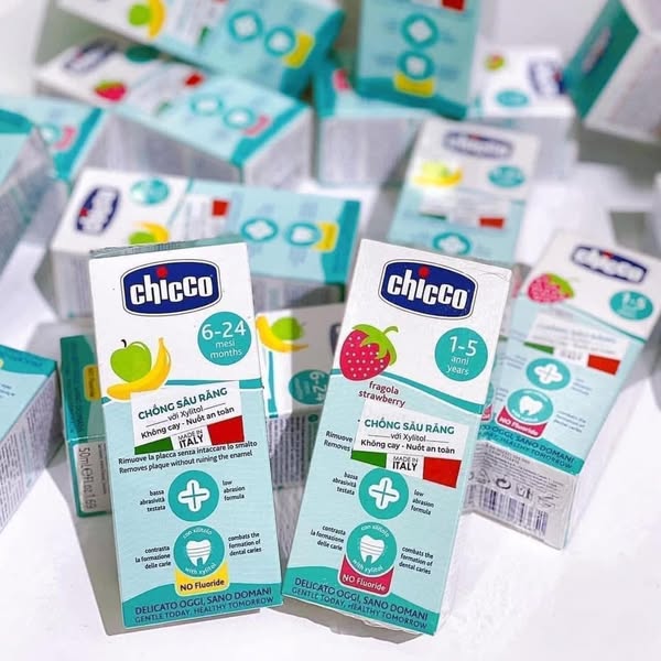 [🆕🇻🇳] Shop TOM BABY  Chuyên Bỉm,Thời trang cho bé,các loại Bánh kẹo, Kem, Thực phâm dinh dưỡng 🧑‍🧒❤️️👶⭐️ KEM ĐÁNH RĂNG CHICCO CHO BÉ
Sản phẩm giúp làm sạch nhẹ nhàng và hiệu quả nhờ Xylitol – thành phần có khả năng loại bỏ vi khuẩn từ mảng bám thức ăn, đồng t , shares-1✔️ , likes-0❤️️ , date-2025-05-26 20:00:45🇻🇳🇻🇳🇻🇳📰🆕