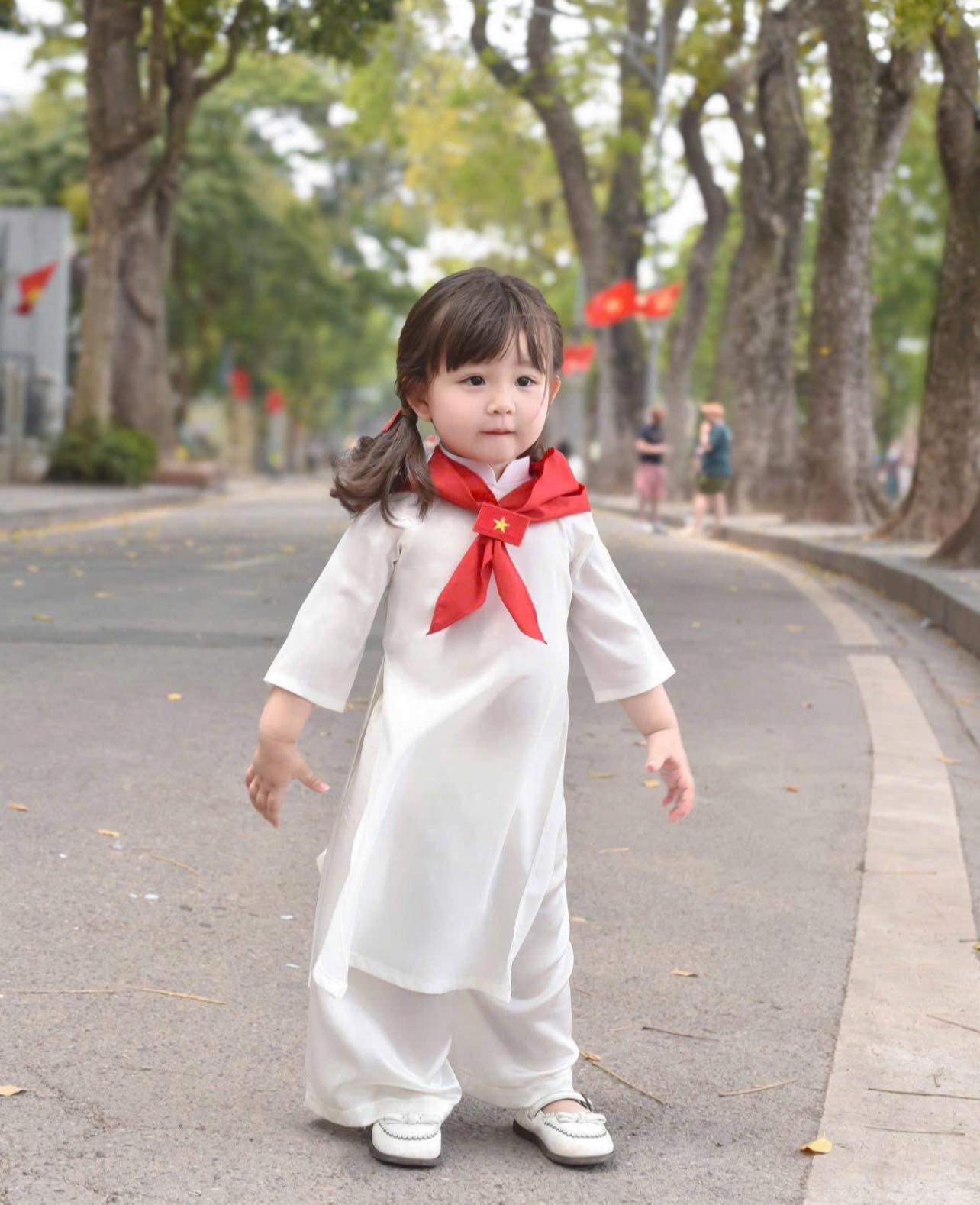 [🆕🇻🇳] Thảo Lâm Baby Shop – Cửa hàng quần áo sơ sinh – trẻ em 🧑‍🧒❤️️👶⭐️ #119K____119K.1 SET 4 MÓN Y HÌNH . NHẬN ĐỦ 10 COMMENT EM VỀ GIÁ #159K Ạ…Máu đỏ da vàng
Tự hào là người Việt NamNhà em lên 1 set áo dài lụa satin kèm ph , shares-1✔️ , likes-4❤️️ , date-2025-05-29 16:38:34🇻🇳🇻🇳🇻🇳📰🆕