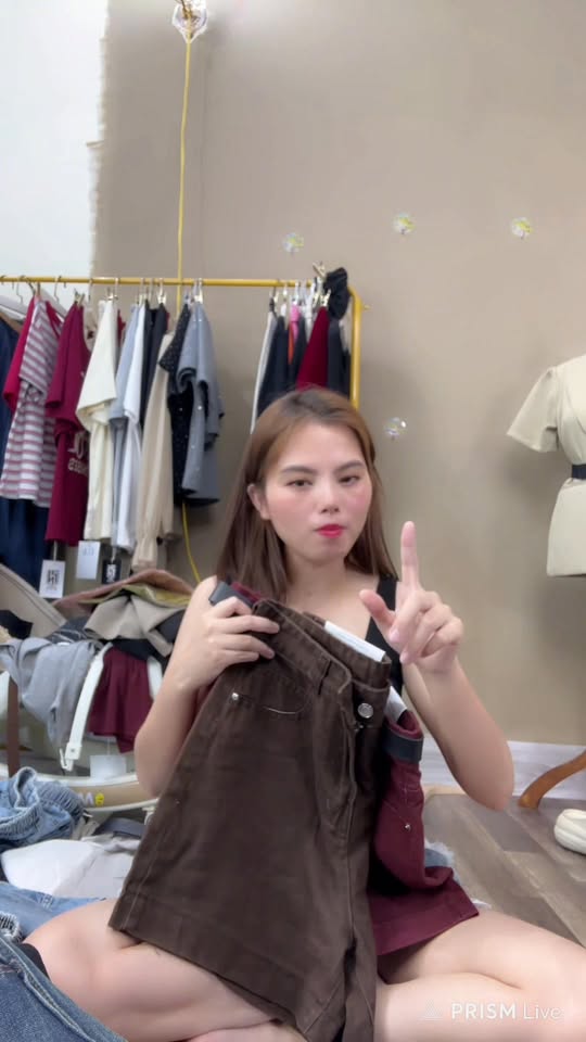 [🆕🇻🇳] Minh Tuyết Shop – Chuyên quần áo hót rẻ nhất thị trường 👕 Top1Fashion 👗  Thanh lí quần bò từ #70_80kaaa k mua thì chịu luôn đó , shares-0✔️ , likes-69❤️️ , date-2025-05-29 22:10:25🇻🇳🇻🇳🇻🇳📰🆕
