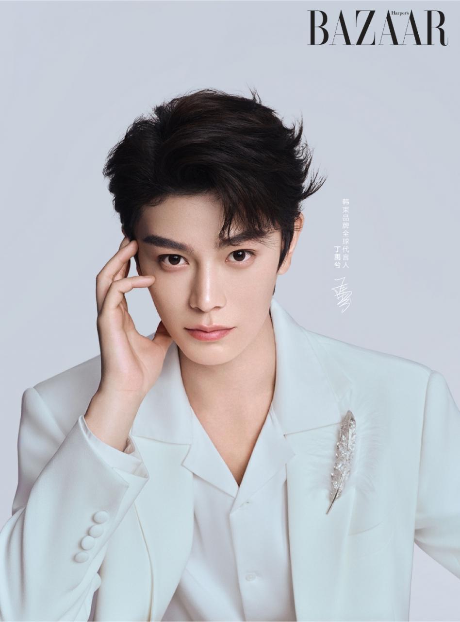 Giá trị thương mại Đinh Vũ Hề tăng vọt trong 2025 [🆕🇻🇳] bazaarvietnam.vn