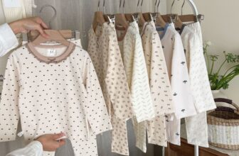 [🆕🇻🇳] Thảo Lâm Baby Shop – Cửa hàng quần áo sơ sinh – trẻ em 🧑‍🧒❤️️👶⭐️ Tone màu như này đã chuẩn Hàn chưa ạ…. BAO CHECK ZÁ TOÀN QUỐCC￼ – EM GOM CHỈ #1XXK/B MẸ NHÉ.Bảng size tham khảo :Size 90 11-13kg
Size 100 13-15kg
Si , shares-0✔️ , likes-3❤️️ , date-2025-06-28 03:52:07🇻🇳🇻🇳🇻🇳📰🆕