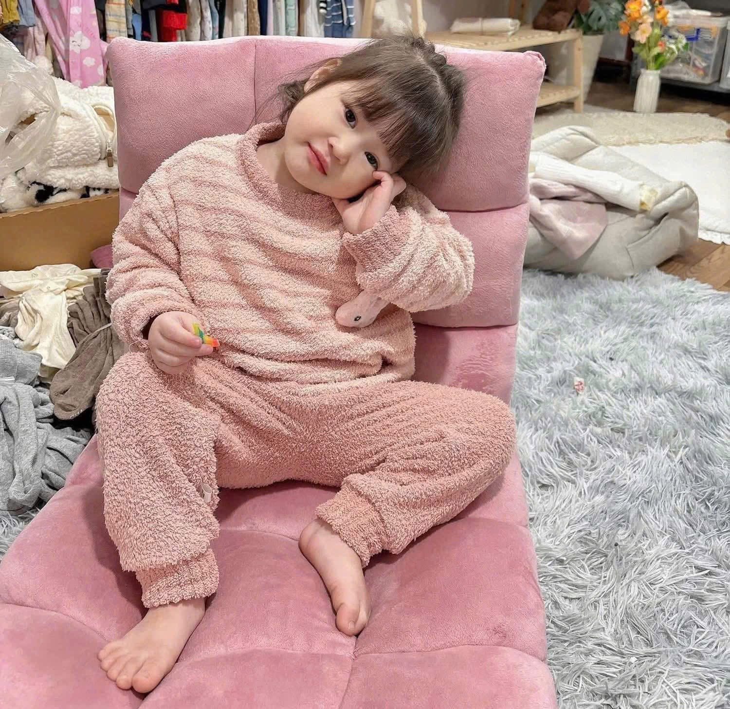 [🆕🇻🇳] Shop TOM BABY  Chuyên Bỉm,Thời trang cho bé,các loại Bánh kẹo, Kem, Thực phâm dinh dưỡng 🧑‍🧒❤️️👶⭐️ 𝐆𝐚̣𝐨 𝐓𝐫𝐚̆́𝐧𝐠 𝐇𝐮̛̃𝐮 𝐂𝐨̛ ST25 – 𝐉𝐚𝐩𝐨𝐧𝐢𝐜𝐚 𝐇𝐨𝐚 𝐒𝐮̛̃𝐚 – 𝟏𝐤𝐠
Giống gạo ngon nhất thế giới luôn dành cho các cục cưng của Ba Mẹ.
Vì sao ba mẹ nên chọn Gạo Trắng H , shares-1✔️ , likes-0❤️️ , date-2025-06-29 18:00:01🇻🇳🇻🇳🇻🇳📰🆕