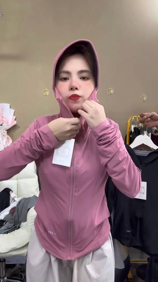 [🆕🇻🇳] Paddy Baby – Mẹ và Bé nội địa Hàn 🧑‍🧒❤️️👶⭐️  𝗞𝗲𝗺 𝗰𝗵ố𝗻𝗴 𝗻ắ𝗻𝗴 𝗰𝗵𝗼 𝗯𝗲́ 𝗚𝗼𝗼𝗻𝗴𝗯𝗲 – 𝘁𝗵𝗮̀𝗻𝗵 𝗽𝗵ầ𝗻 𝘁ự 𝗻𝗵𝗶𝗲̂𝗻 𝗹𝗮̀𝗻𝗵 𝘁𝗶́𝗻𝗵, 𝗱ị𝘂 𝗻𝗵ẹLàn da bé rất nhạy cảm nên mẹ cho bé ra ngoài chơi đừng quên bôi kem chống n , shares-0✔️ , likes-1❤️️ , date-2025-06-03 15:59:05🇻🇳🇻🇳🇻🇳📰🆕