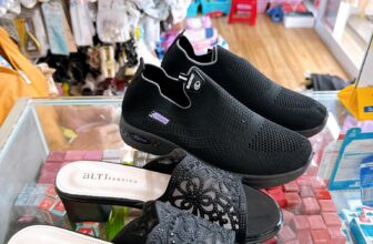 [🆕🇻🇳] TRẦN VÂN STORE Chuyên bán sỉ và lẻ giày dép,túi xách,quần áo,mỹ phẩm 👕 Top1Fashion 👗  Giày vải e có sẵn đủ size, đủ màu, đủ mẫu
Chỉ 1xx nhỏ
, shares-0✔️ , likes-3❤️️ , date-2025-06-09 03:29:31🇻🇳🇻🇳🇻🇳📰🆕