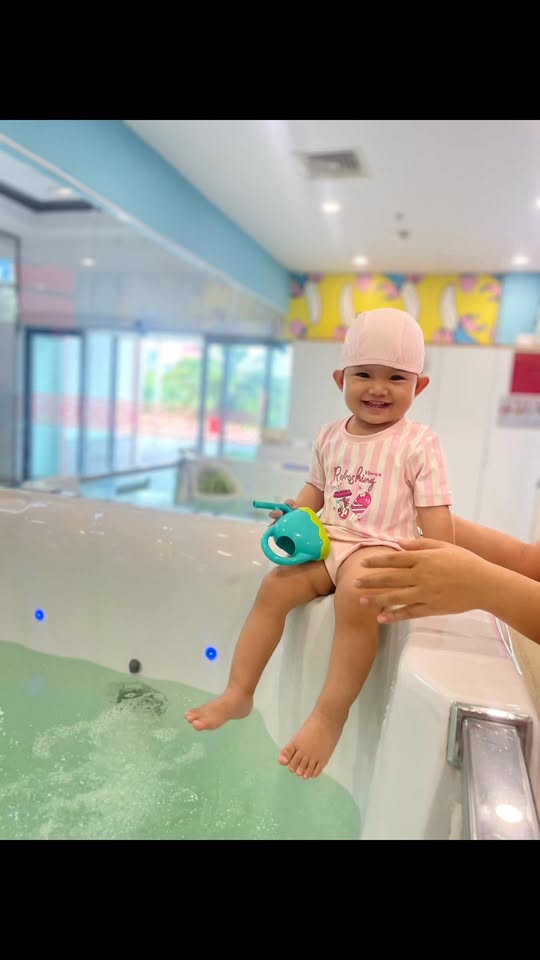 [🆕🇻🇳] Baby Care – Bé Vui Khoẻ, Mẹ An Tâm 🧑‍🧒❤️️👶⭐️ Bé Sandy – Siêu nhí thủy liệu của Baby Care 

Từ những ngày đầu còn bỡ ngỡ khi tiếp xúc với nước, bé Sandy đã có hành trình trải nghiệm thật tuyệt vời cùng , shares-0✔️ , likes-0❤️️ , date-2025-06-08 02:28:53🇻🇳🇻🇳🇻🇳📰🆕