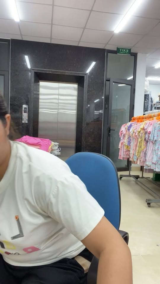 [🆕🇻🇳]  Tuyên Thuỳ Hải Phòng Shop Quần Áo Trẻ Em-Đồ Sơ Sinh-Giày Dép-Bỉm 🧑‍🧒❤️️👶⭐️ Sale #15k hết mầu be
, shares-0✔️ , likes-12❤️️ , date-2025-06-11 05:23:49🇻🇳🇻🇳🇻🇳📰🆕