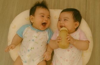 [🆕🇻🇳] Quỳnh Anh – Trọn Gói Đi Sinh – Shop chuyên cung cấp trọn gói đồ sơ sinh 🧑‍🧒❤️️👶⭐️ Áo sơ sinh Babiboo bé mặc lên xinh yêu lắm mẹ ơi
Giá lại đang sale rẻ nè mẹ
Chất cotton 100% mềm mịn cho làn da bé sơ sinh
Sẵn size cho bé sơ sinh đến 9 , shares-0✔️ , likes-0❤️️ , date-2025-06-16 00:52:41🇻🇳🇻🇳🇻🇳📰🆕